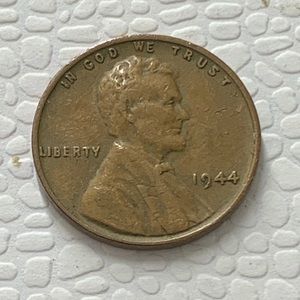 RARE 1944 Wheat Penny Error No Mint Mark “L” in Liberty Rim Error Cent Coin